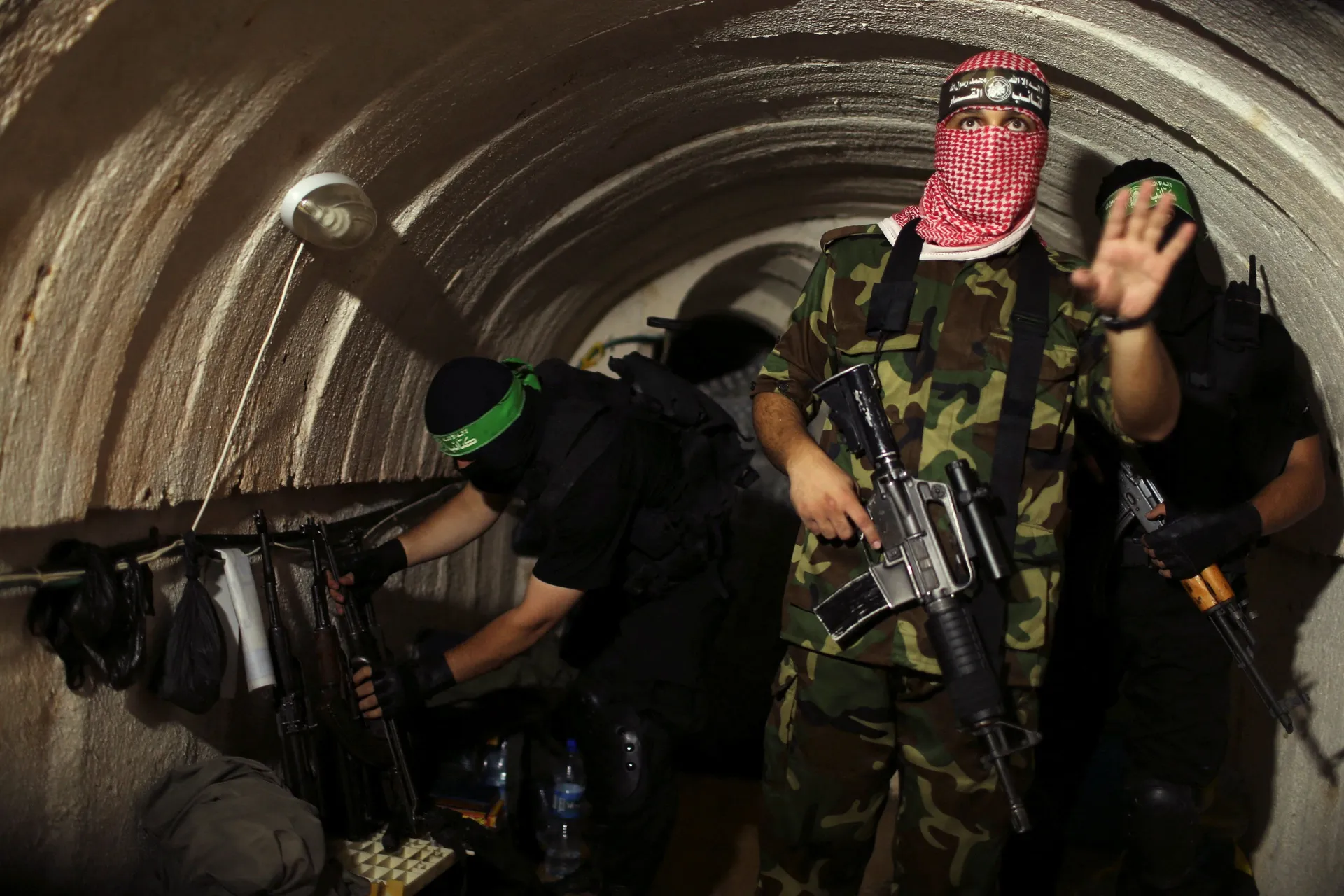 Hamas pristao predati sve vrste oružja i prenijeti vlast prelaznoj administraciji