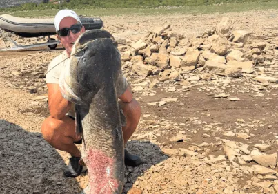 Kod Bileće ulovljen "monstrum" dug 2,06 metara i težak 50 kilograma