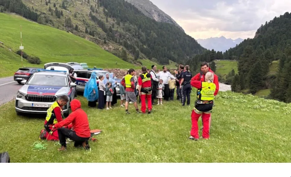 U Austriji spašeno 36 planinara bez opreme i s malom djecom, sami će platiti troškove