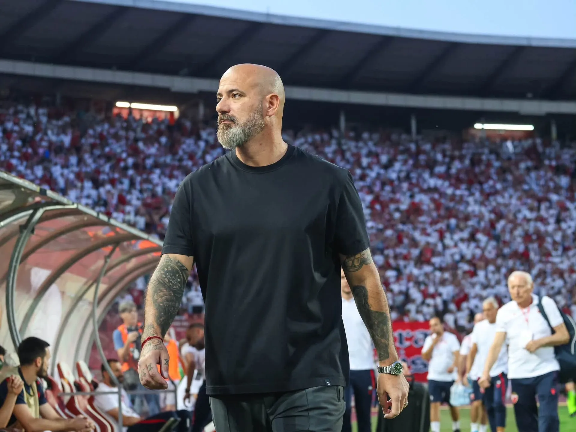 Nekadašnji trener Real Madrida i Liverpoola mogao bi preuzeti Zvezdu