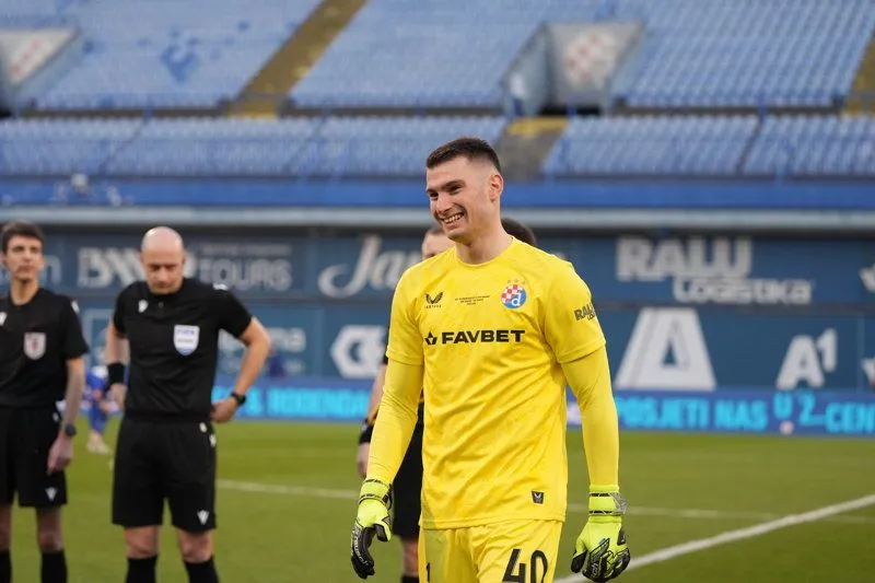 Španci otkrili koliko će Barcelona platiti za Livakovića, ovo su detalji ugovora
