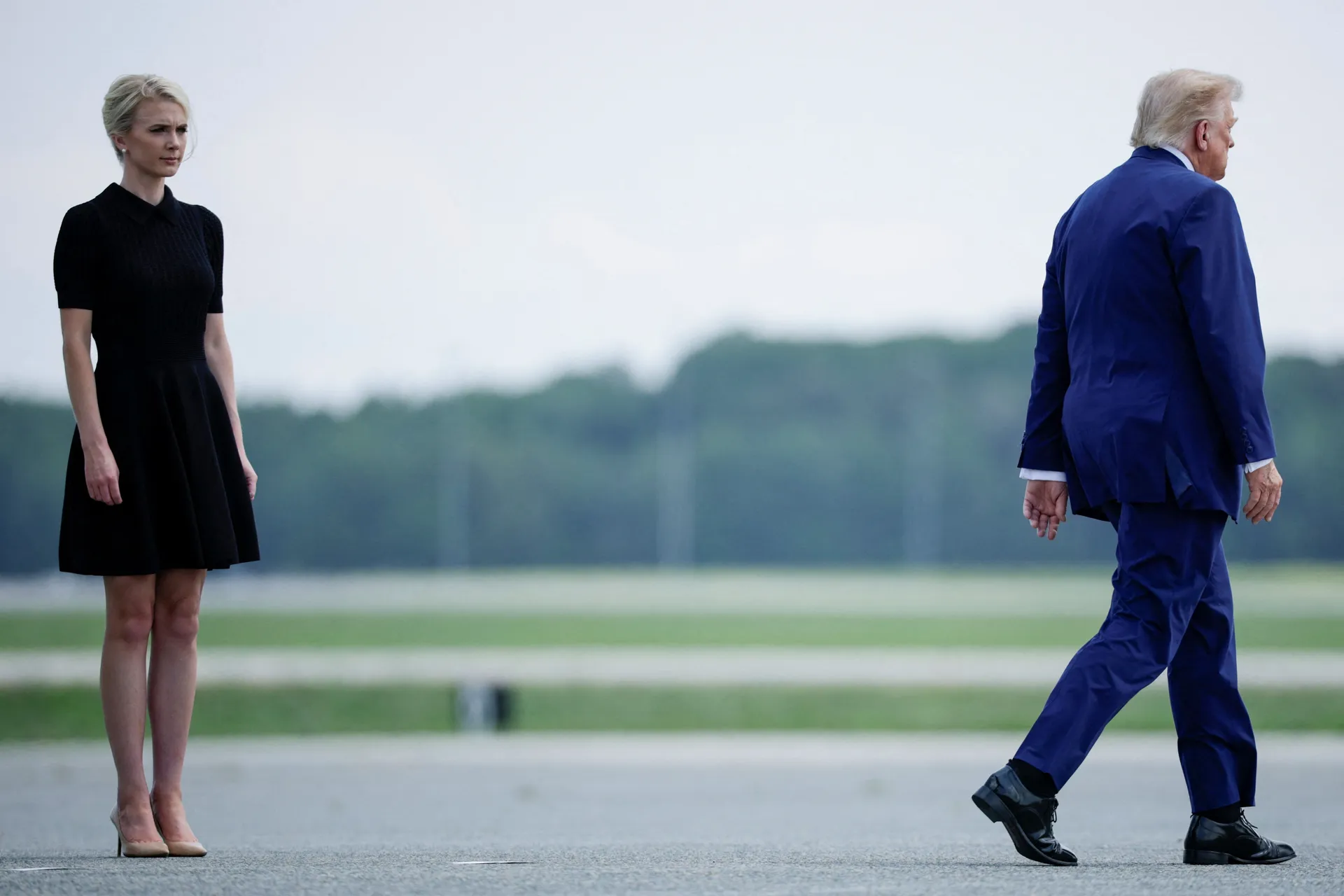 Trump se suočava sa optužbama za aferu sa saradnicom Natalie, ranije mu slala "čudna" pisma