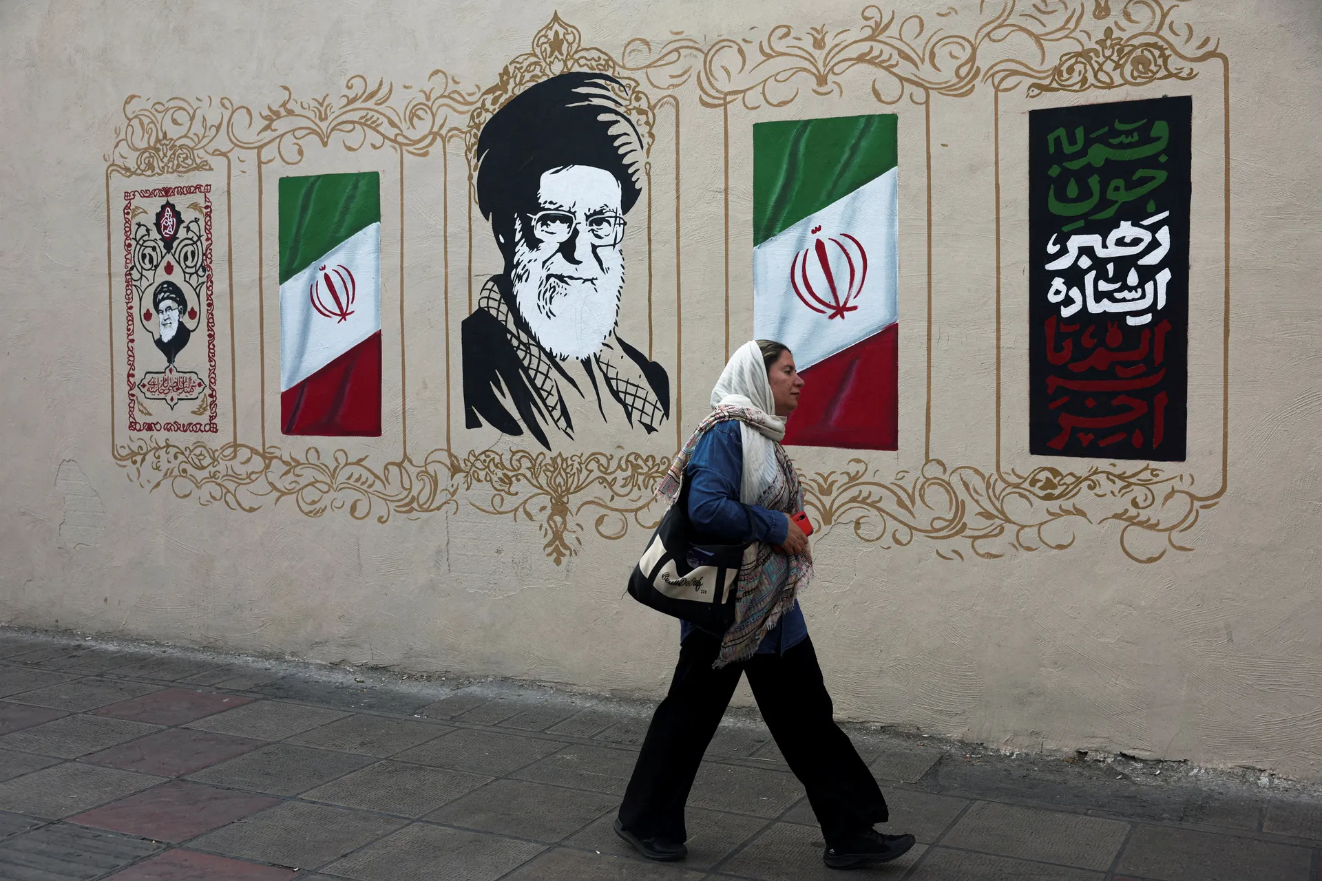 Iran protjerao dvoje francuskih diplomata zbog navodnih "nezakonitih aktivnosti"