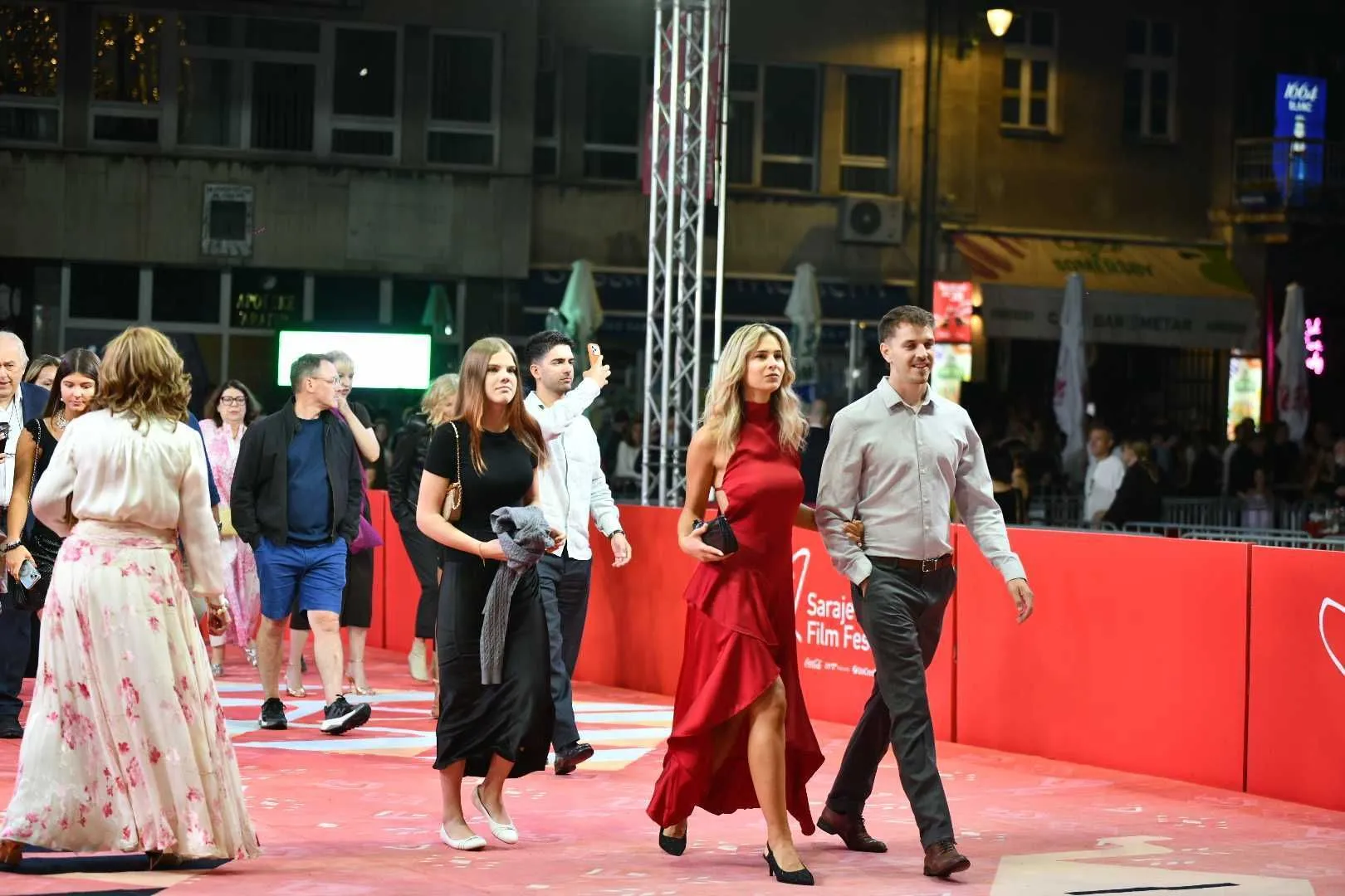 Crveni tepih na Festivalskom trgu