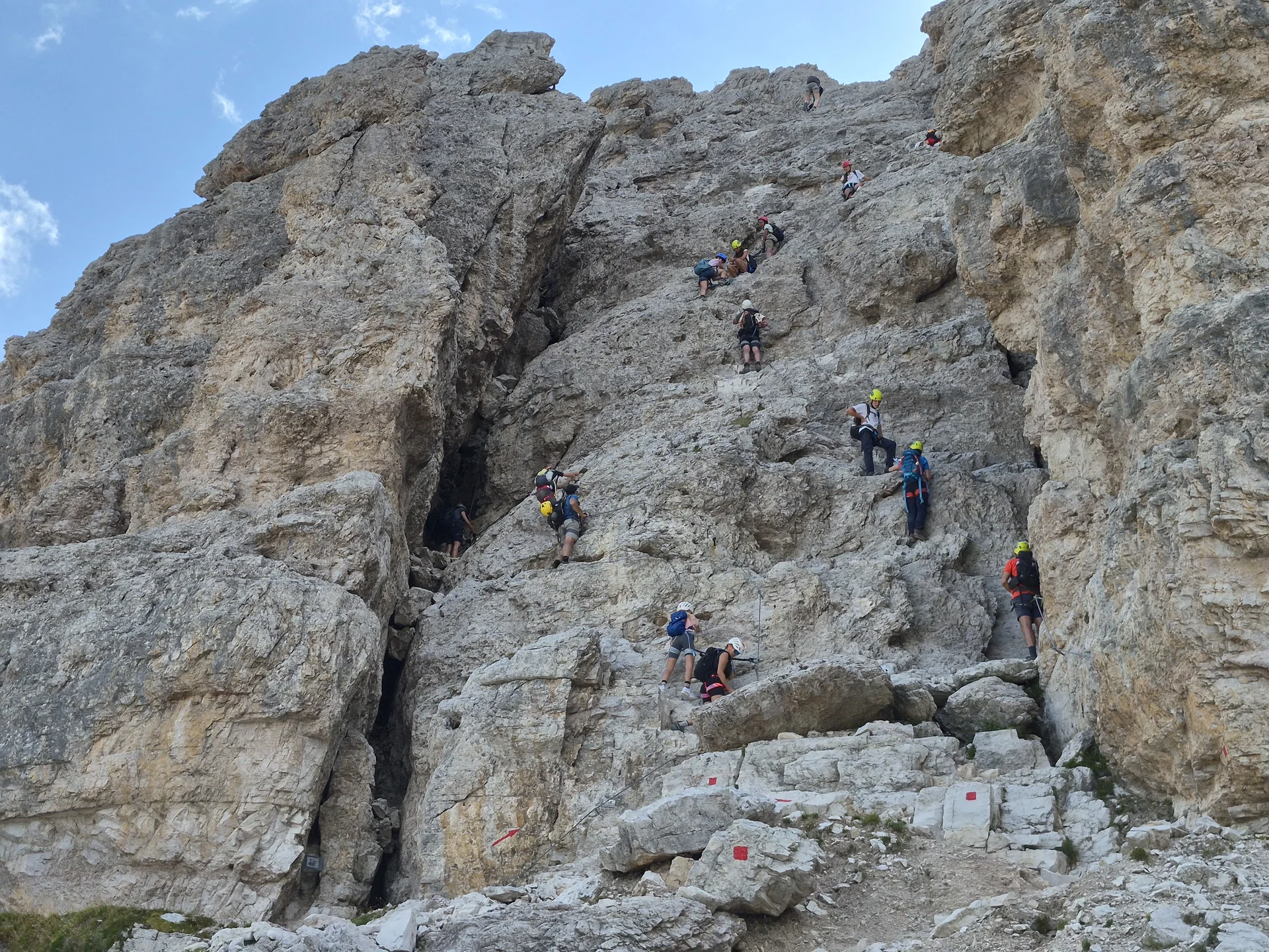 Put kroz Dolomite vodi do prizora koji izgledaju kao da nisu stvarni - slika 7