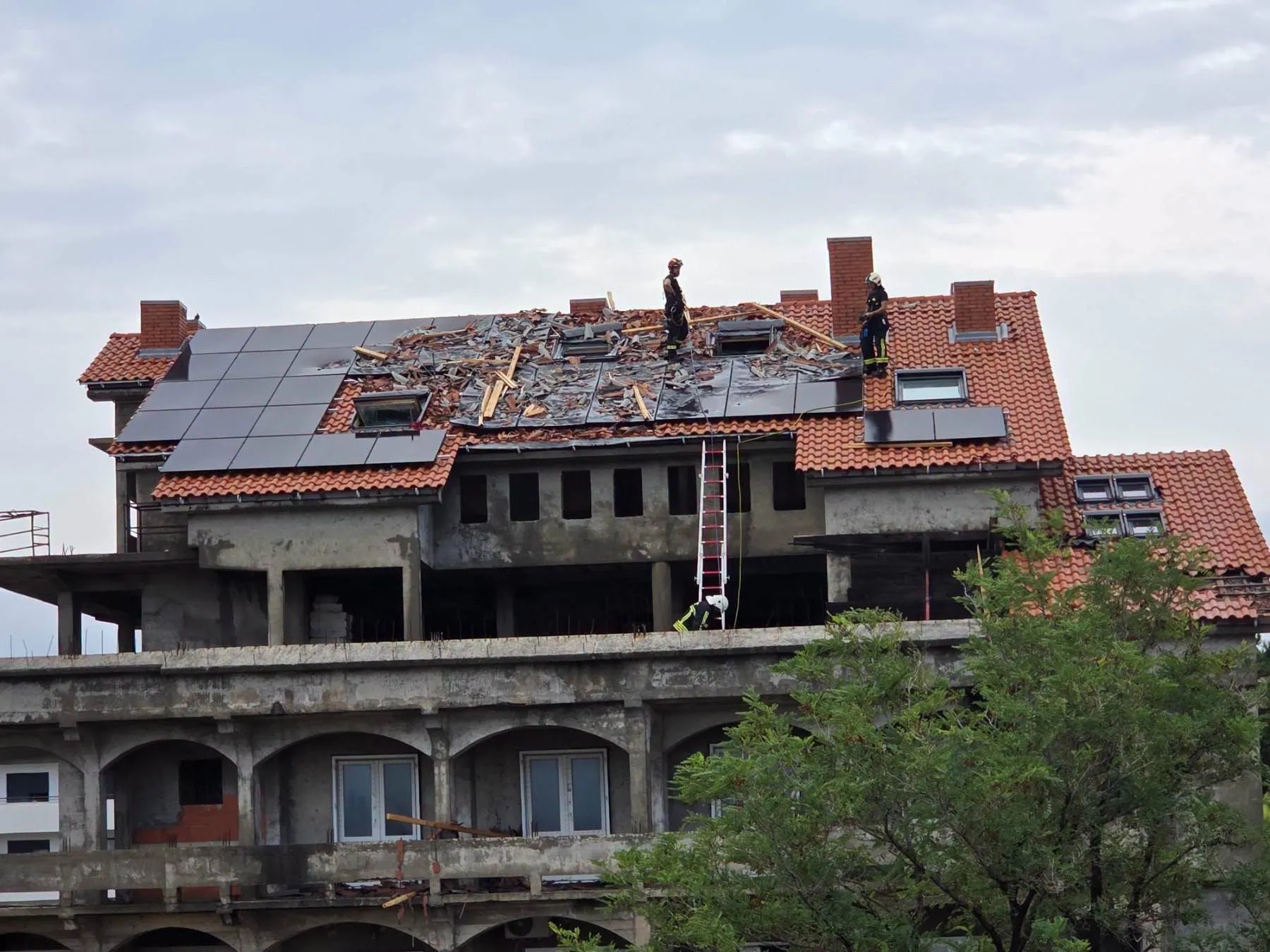 Veliko nevrijeme pogodilo Hrvatsku, pristižu prvi snimci oluje