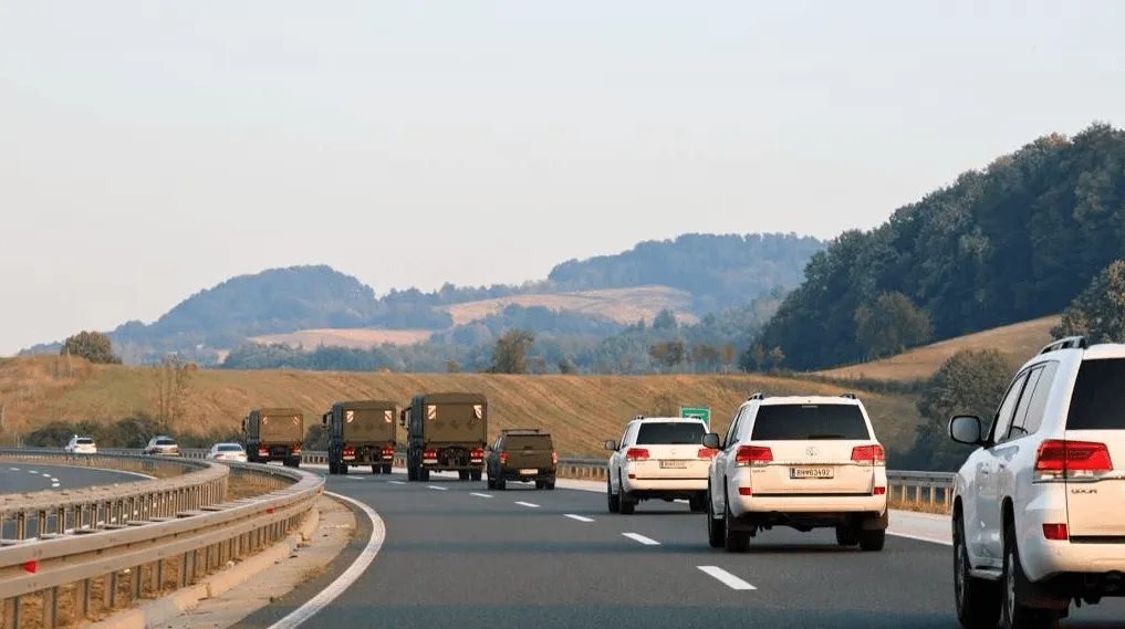EUFOR, vojnici, vojska, austrijski kontingent, rezervne snage, kamioni, oklopnjak