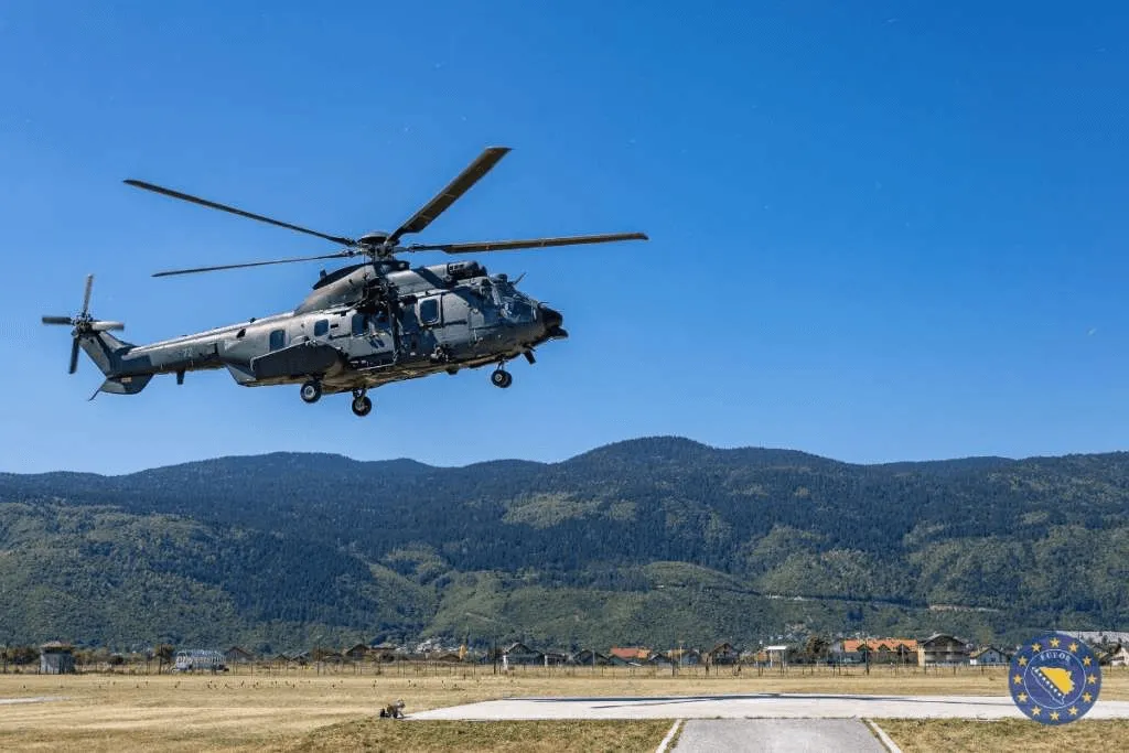 Mađarske rezervne snage stigle u BiH, helikopterima raspoređene u Kamp Butmir