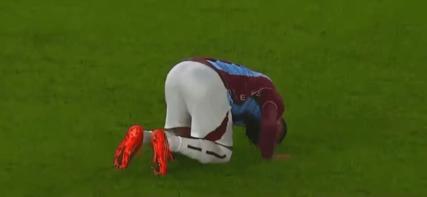 Salah postigao nesvakidašnji prvijenac za Trabzonspor, proslavio padom na sedždu
