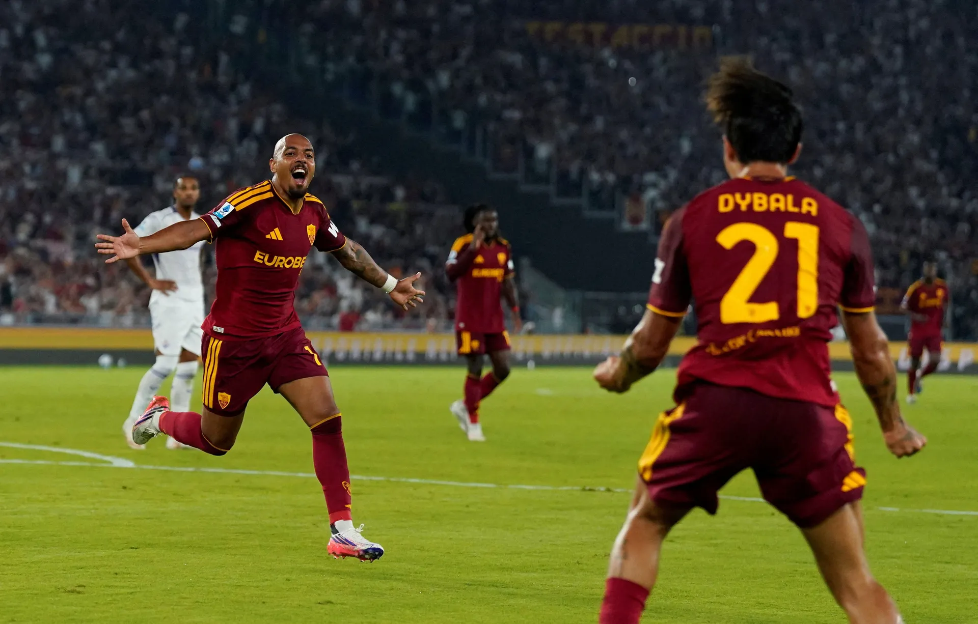 Impresivan učinak dvojca Malen - Dybala za visoku pobjedu Rome protiv Fiorentine