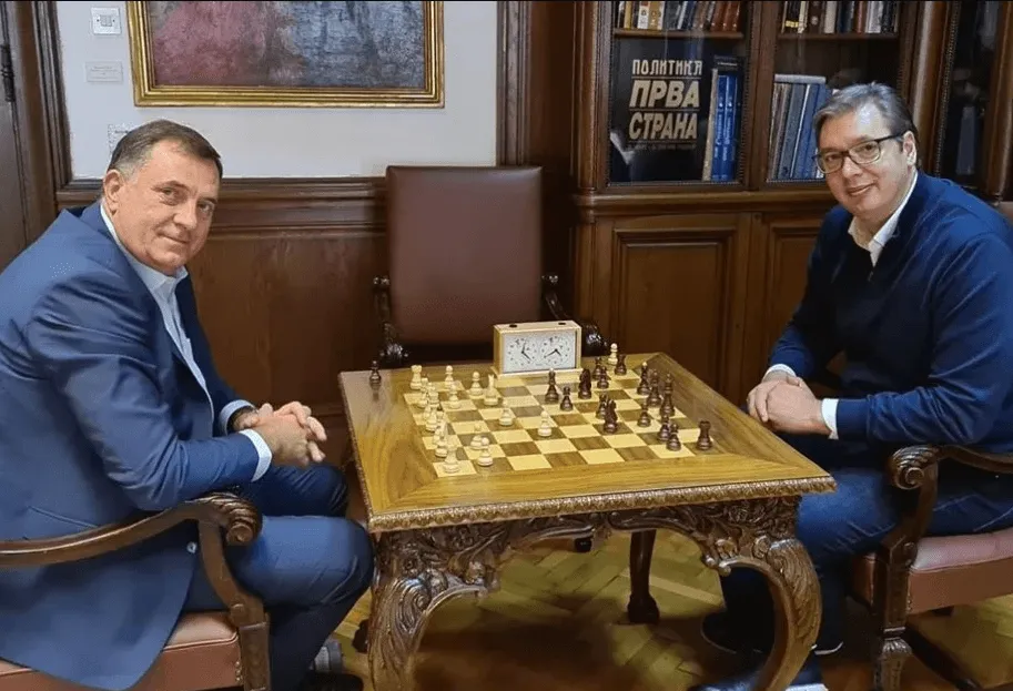 Dodik iskazao podršku Vučiću na izborima u Srbiji i zahvalio mu se