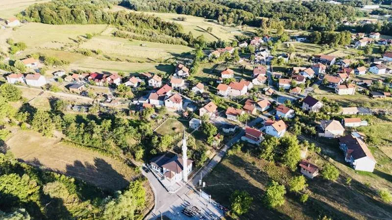 Naselje Mahala kod Kalesije, 30. godišnjica prvog organizovanog povratka nakon agresije
