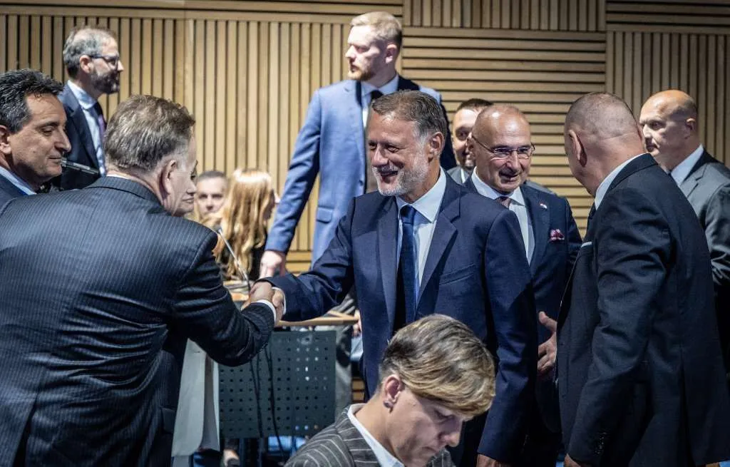 Jandroković: Srbija se naoružava i napadačkim oružjem, moramo upozoriti saveznike
