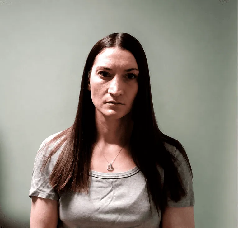 Majka ubila troje male djece pa skočila kroz prozor, sada joj prijeti doživotni zatvor
