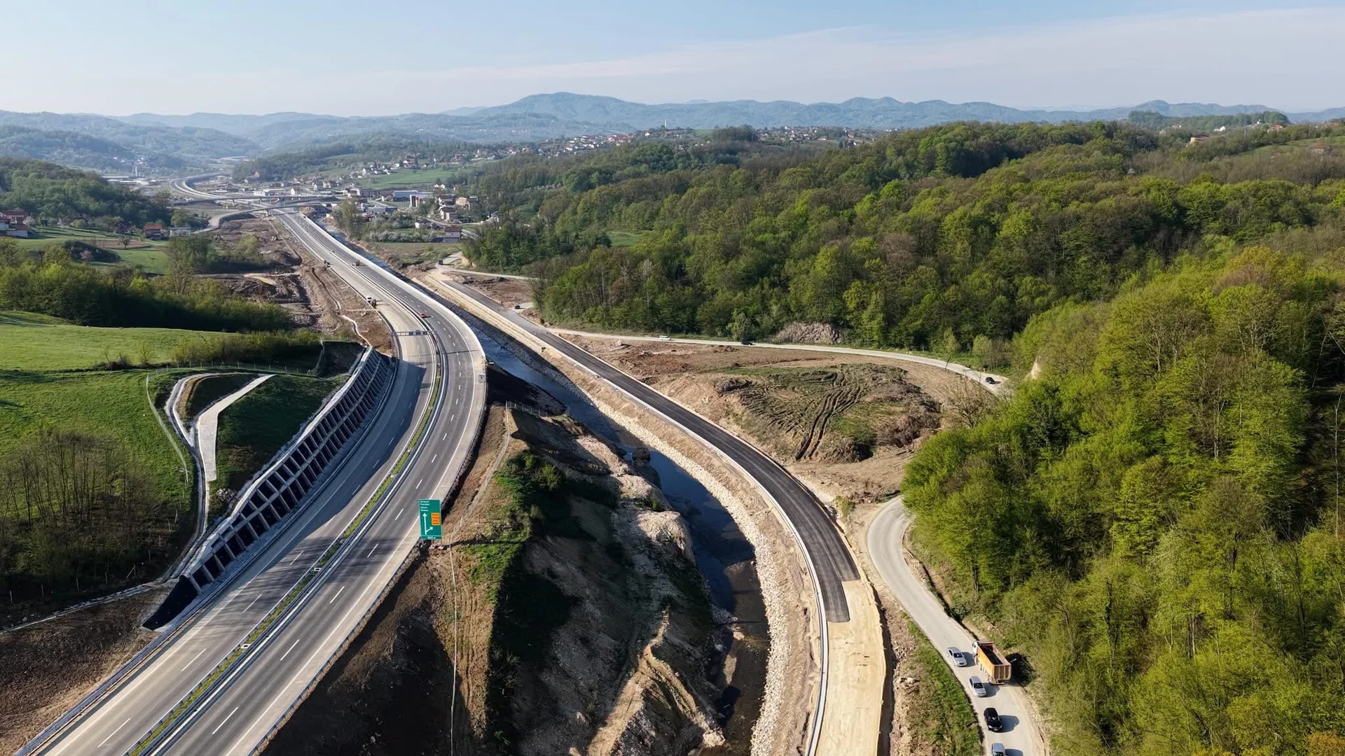 Sedam kilometara za slavlje, 21 za brigu, šta se dešava na Koridoru 5c