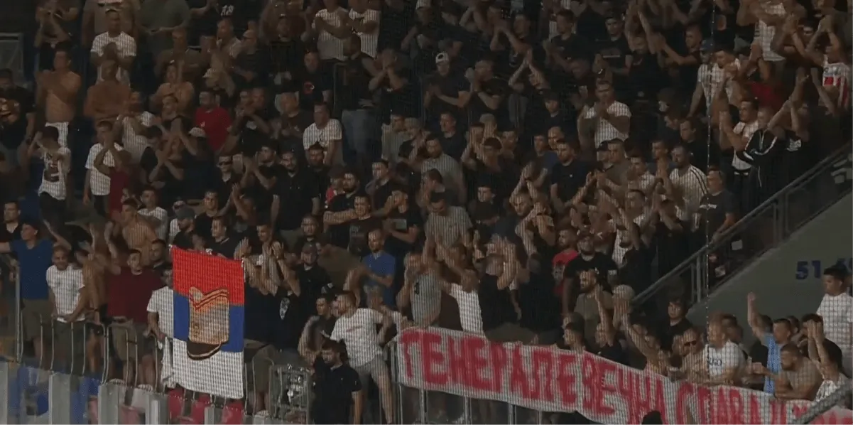 Sramota na utakmici reprezentativca BiH, navijači veličali zločinca Ratka Mladića