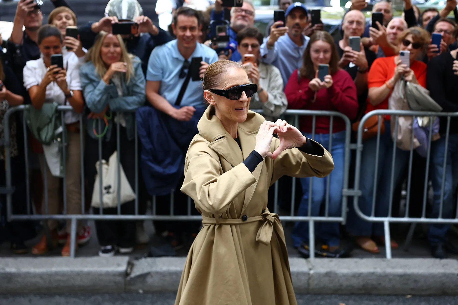 Celine Dion stigla u Pariz, spremna za veliki povratak na scenu