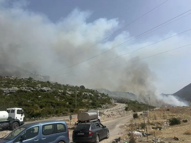 Trebinju prijeti ekološka katastrofa zbog požara, vatrogasci na izmaku snaga
