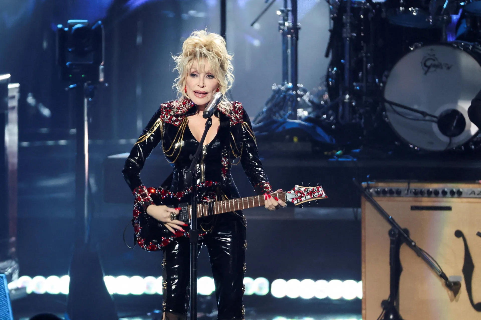 Dolly Parton sahranjena u tajnosti, počiva pored supruga s kojim je provela 58 godina