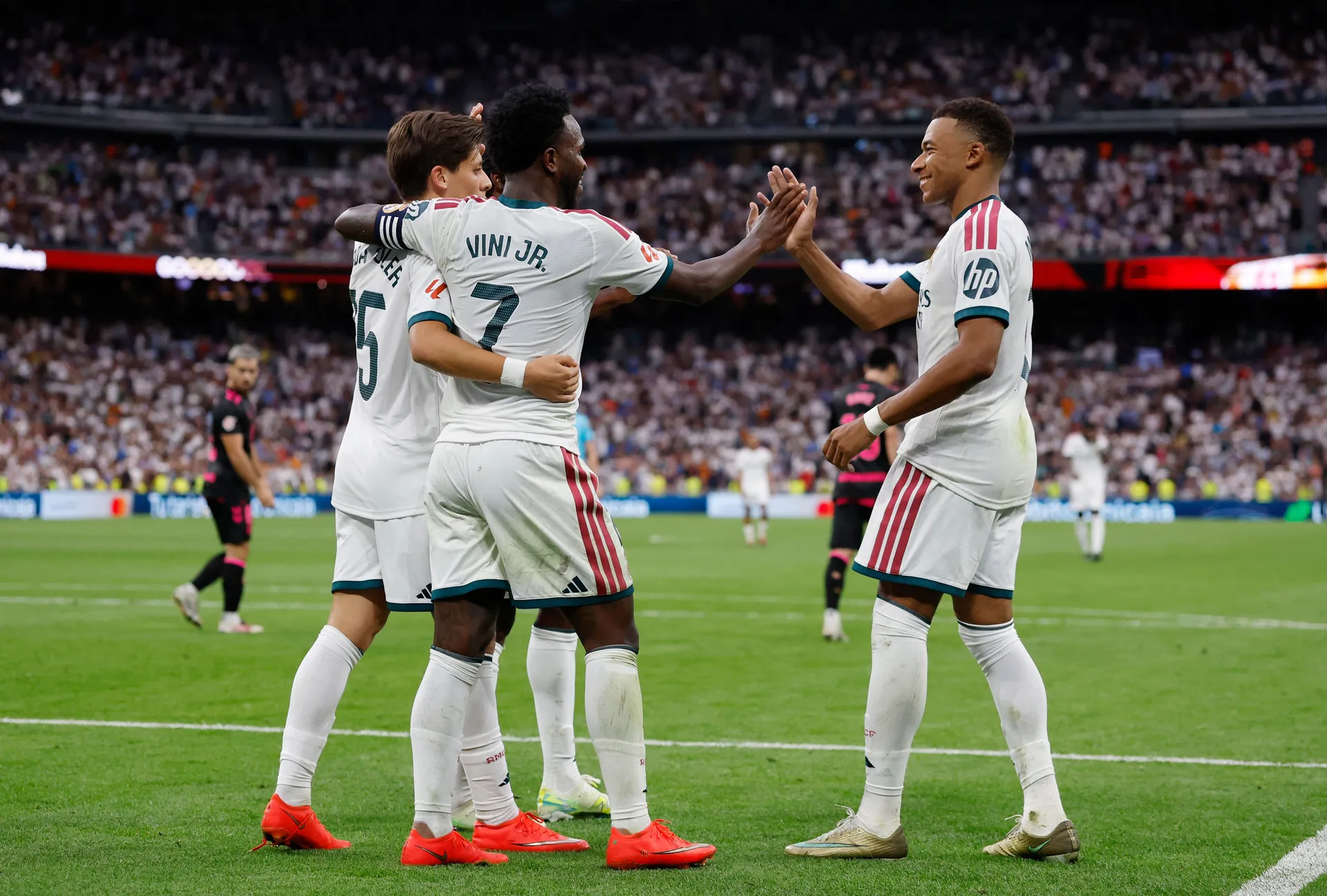 Mourinhova mašina ne staje, Real Madrid sa 4:0 razbio Malagu