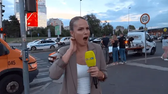 Hrvatsku reporterku tokom zadatka ubola osa - "Ne mogu vjerovati, boli za p******t"