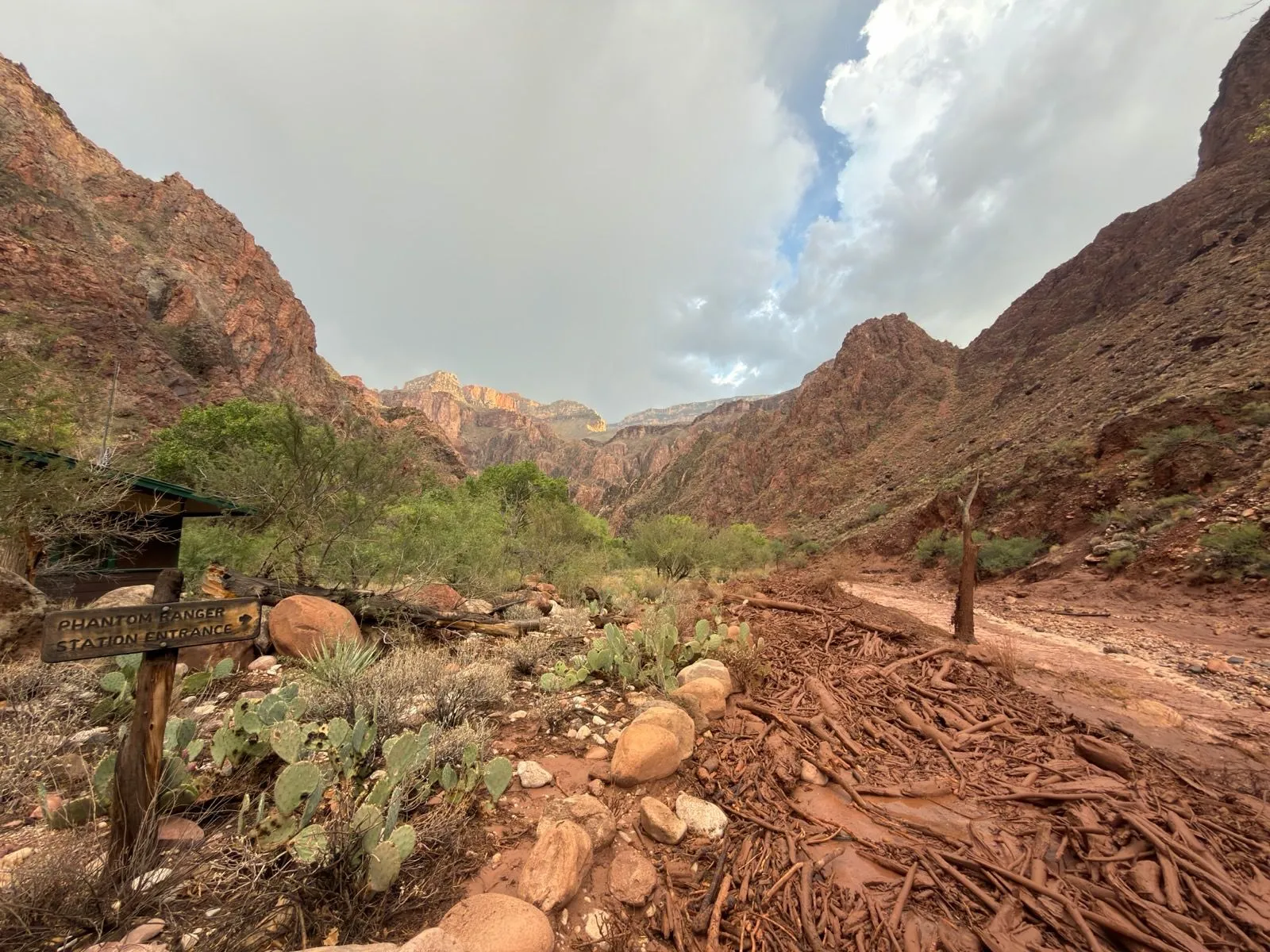 Katastrofa u Grand Canyonu: 15 planinara nestalo nakon velikih poplava