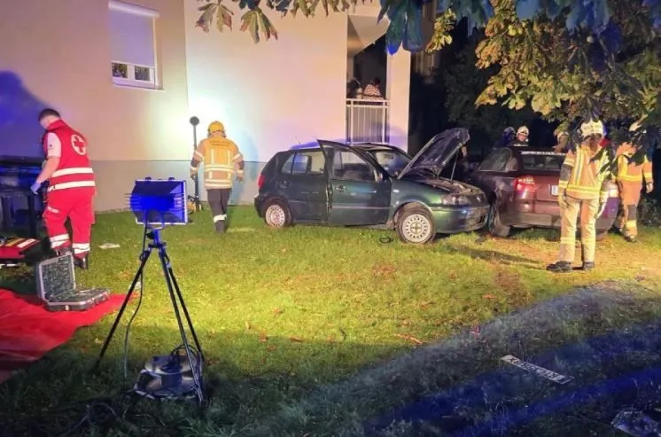 Bosanac u teškom stanju, drogirani maloljetnik bježao od policije pa izazvao nesreću