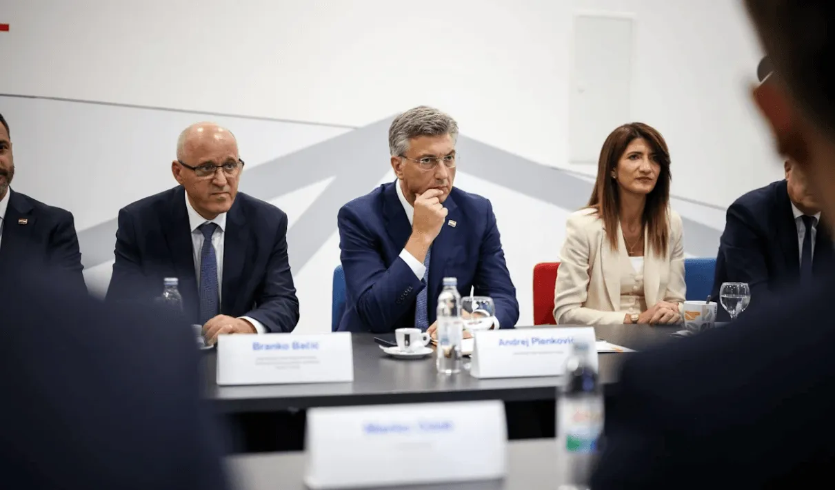 Plenković se "isprsio" u Mostaru, HNK broji milione eura od susjeda