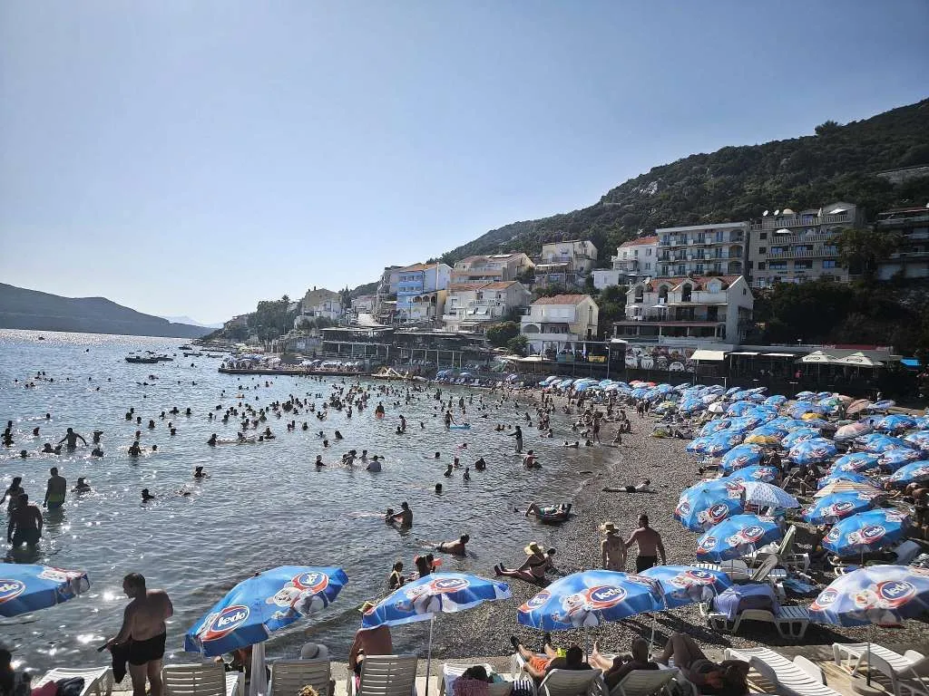 Registrirani smještaj u HNK-u na jednom mjestu: Objavljeni izvodi iz baza