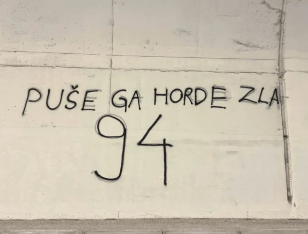 Uvredljivi grafiti, Prozor, ustaški grafiti