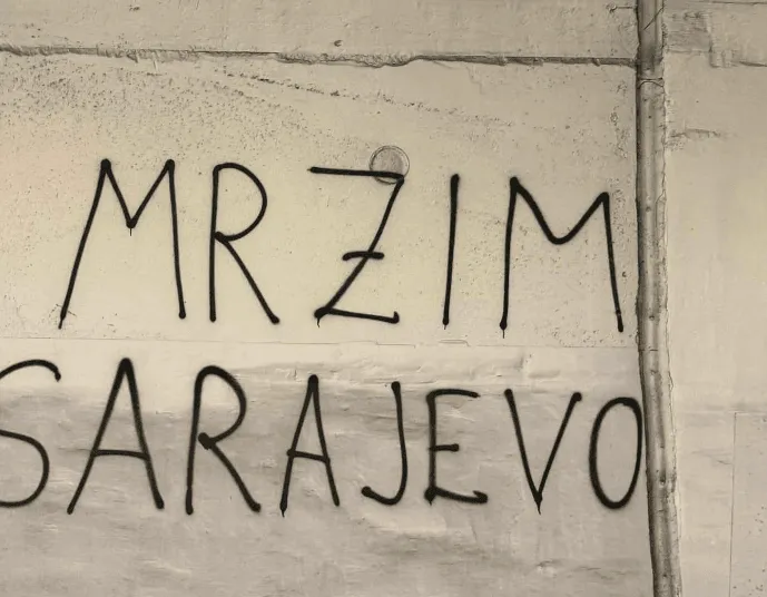 Uvredljivi grafiti, Prozor, ustaški grafiti