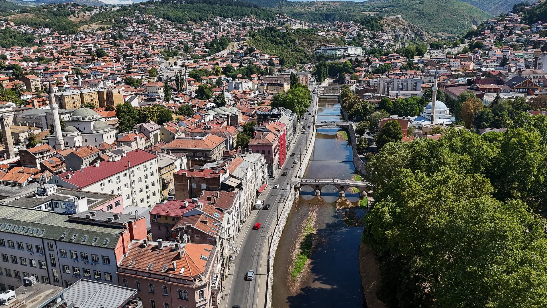 Miljacka na veoma niskom vodostaju