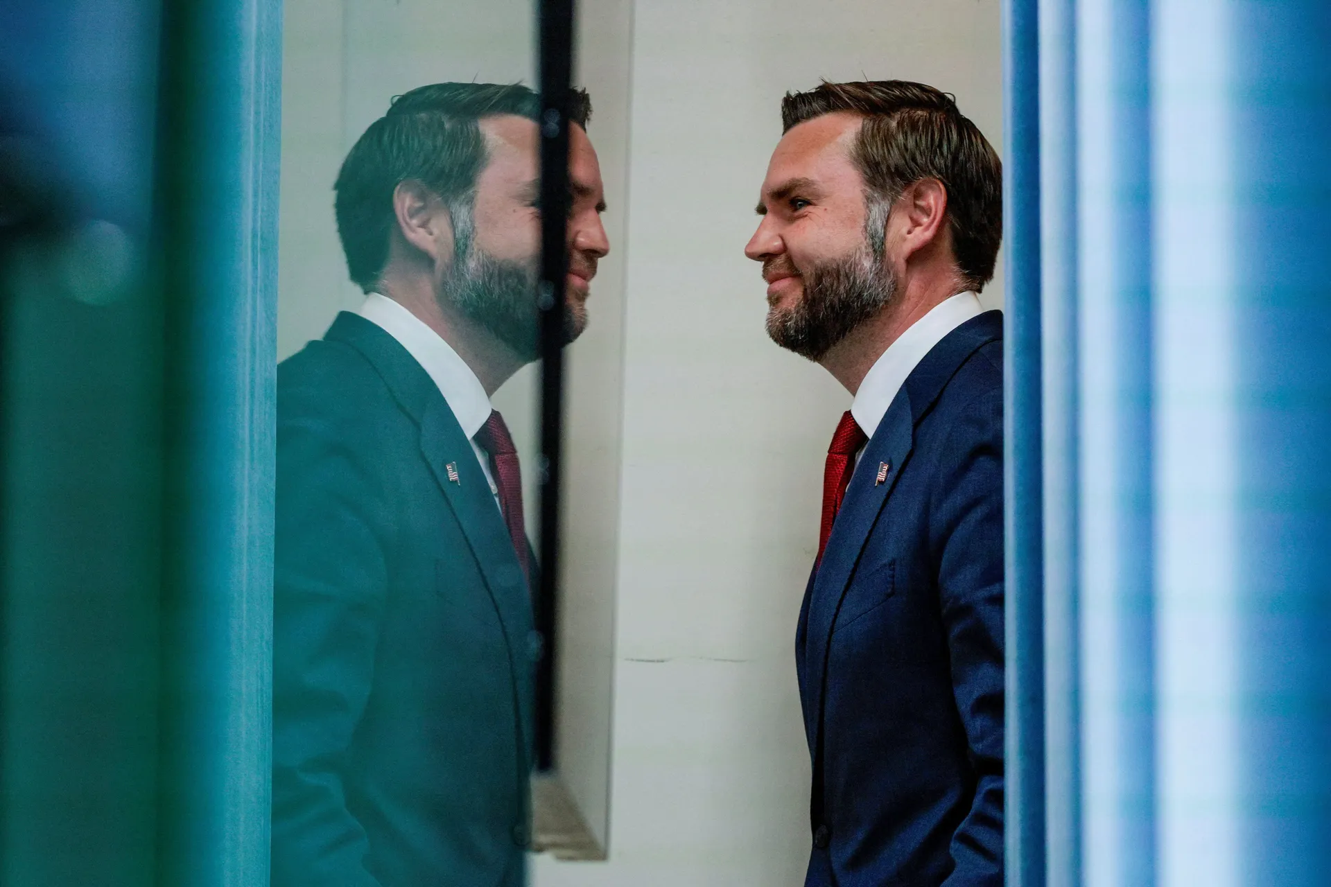 JD Vance priznao: Ne znamo kada će kraj rata s Iranom niti pad cijena goriva