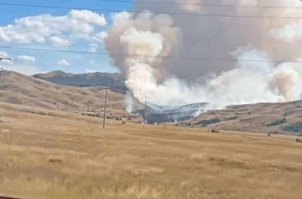 Zbog velikog požara na području općine Kupres zatražena pomoć iz zraka