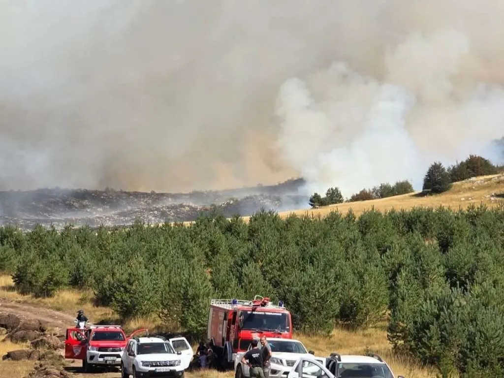 Požar se proširio na područje Kupresa i Tomislavgrada, u Prozoru gorjela kuća