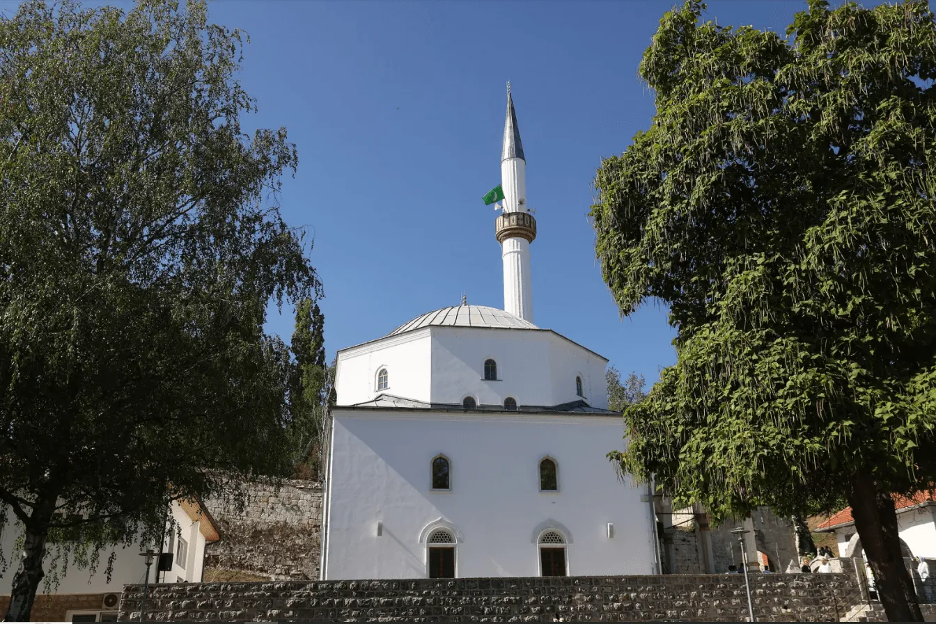 Sa otvaranja Husejnije