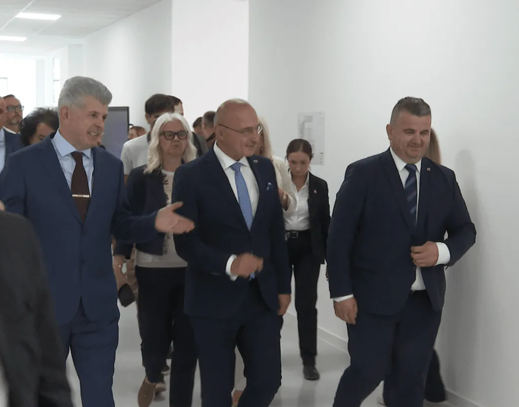 Grlić Radman iz Središnje Bosne poručio da treba ulagati u mir i BiH - slika 1