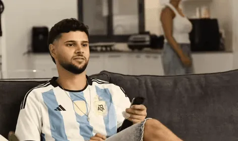 Adidas na udaru zbog kampanje s bivšim izraelskim vojnikom: Traži se bojkot