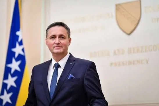Bećirović: „Veličanje ratnog zločinca je udar na Ujedinjene nacije“