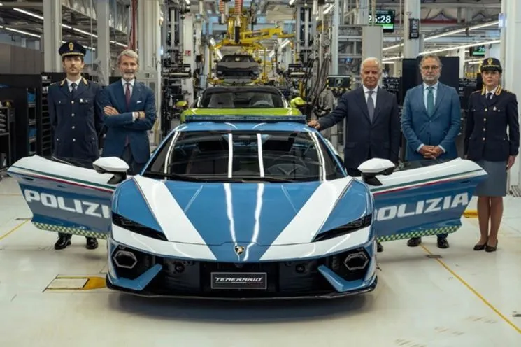 Italijanska policija dobila moćni Lamborghini sa 920 KS, ima veoma važan zadatak