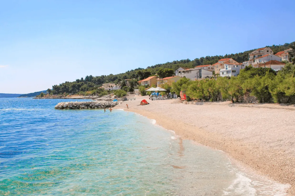 Četveročlana porodica ljetovala u Hrvatskoj za 63 eura, kažu "plaža je savršena"