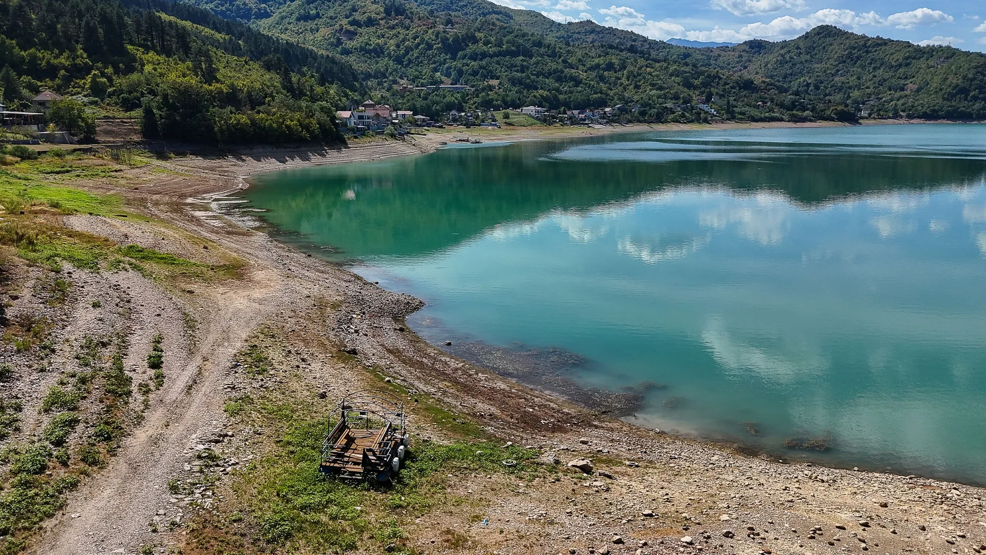 Jablaničko jezero se povuklo, Neretvu u Konjicu skoro možete pregaziti