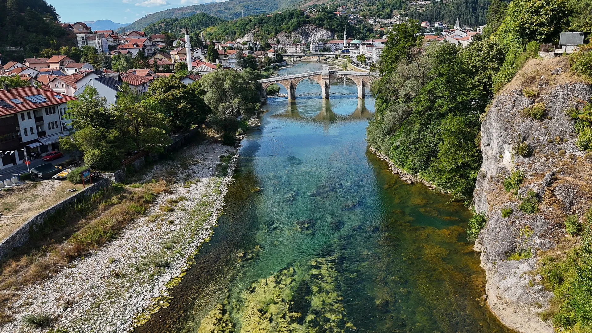 Jablaničko jezero se povuklo, Neretvu u Konjicu skoro možete pregaziti