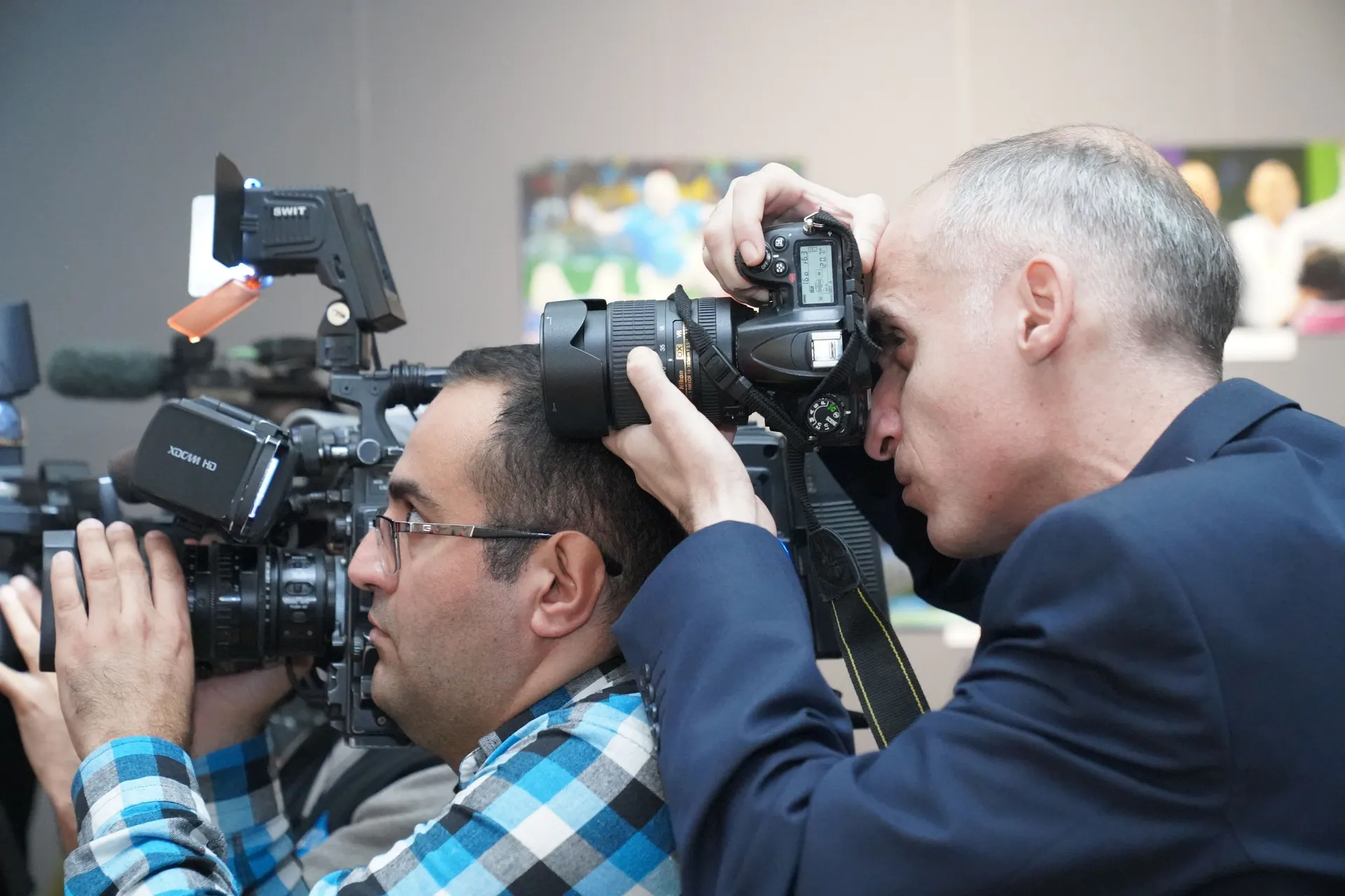 "SafeJournalists" najoštrije osuđuje prijetnje novinarima u Crnoj Gori i Srbiji