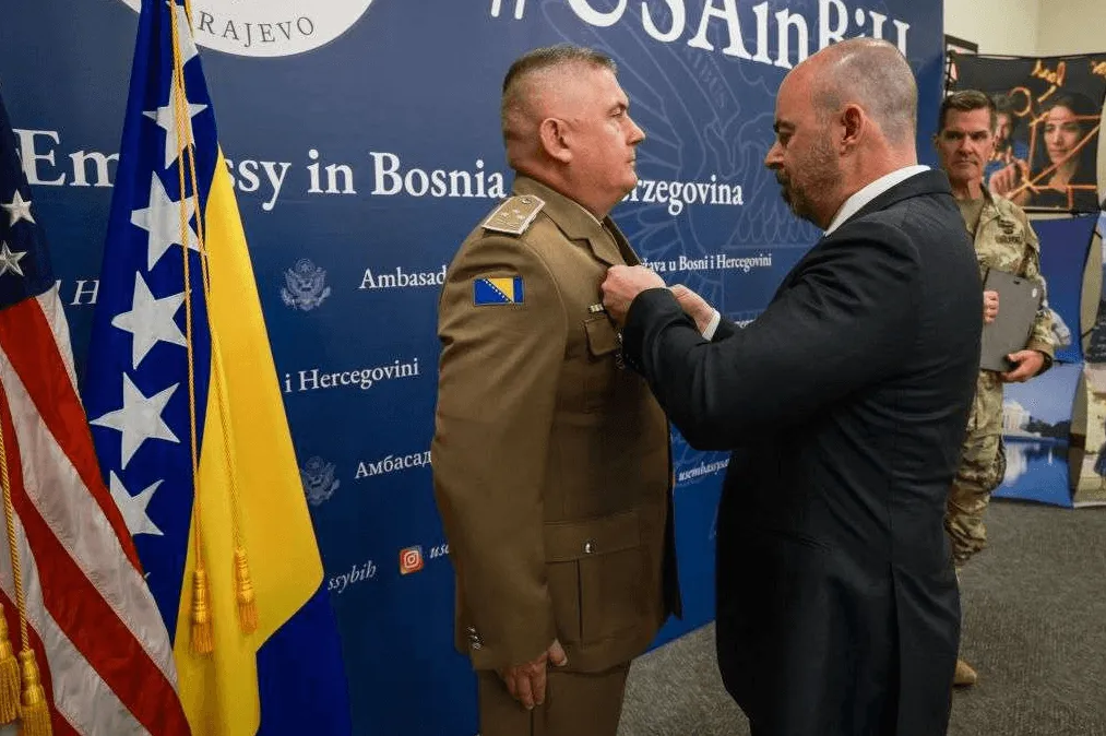 Amerikanci uručili prestižnu medalju brigadiru OS BiH Admiru Jusupoviću