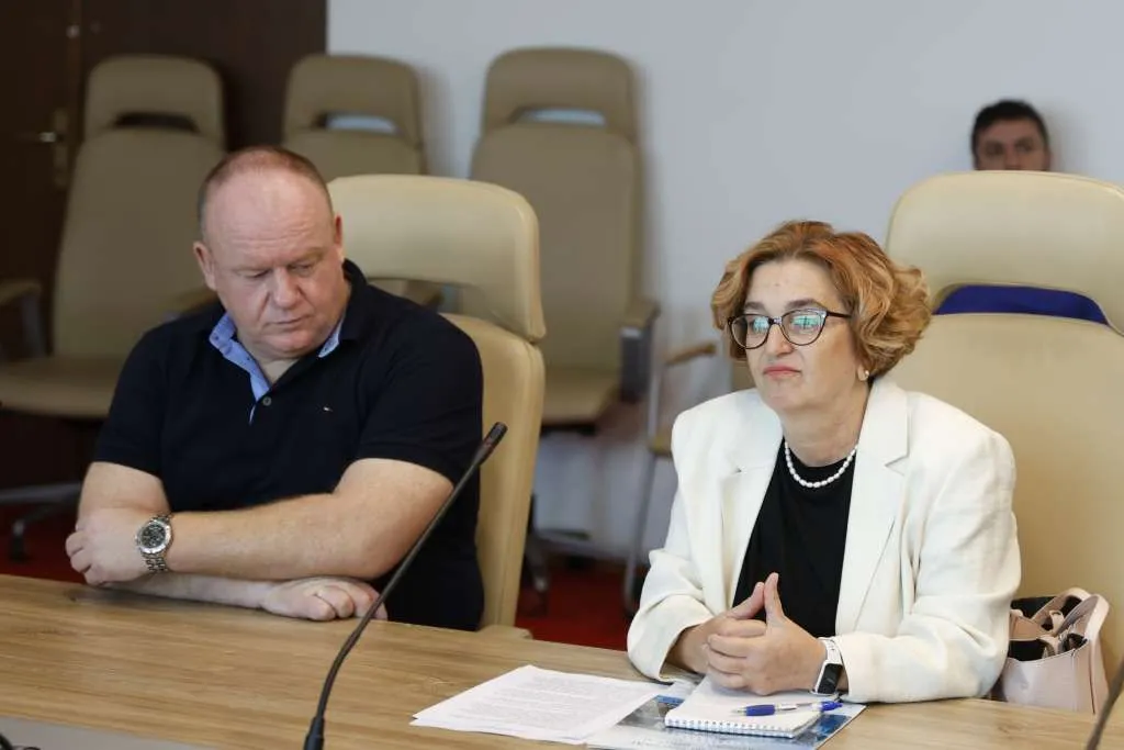 Javni servis u nikada goroj situaciji
