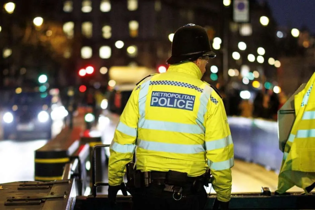 Četiri osobe ranjene u napadima nožem u Londonu, policija provodi istragu