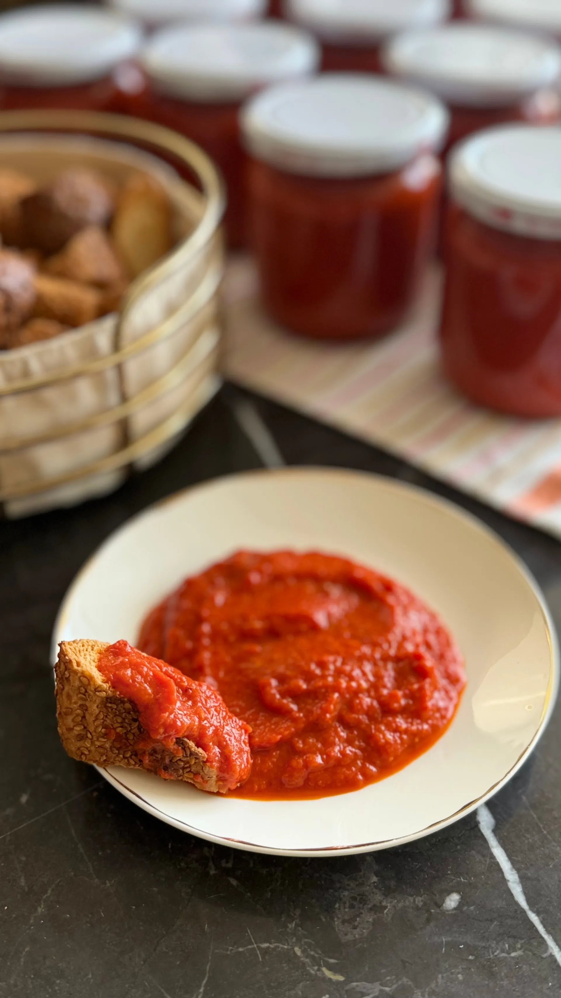 Najčešća greška zbog koje ajvar ostaje rijedak i bez pravog ukusa