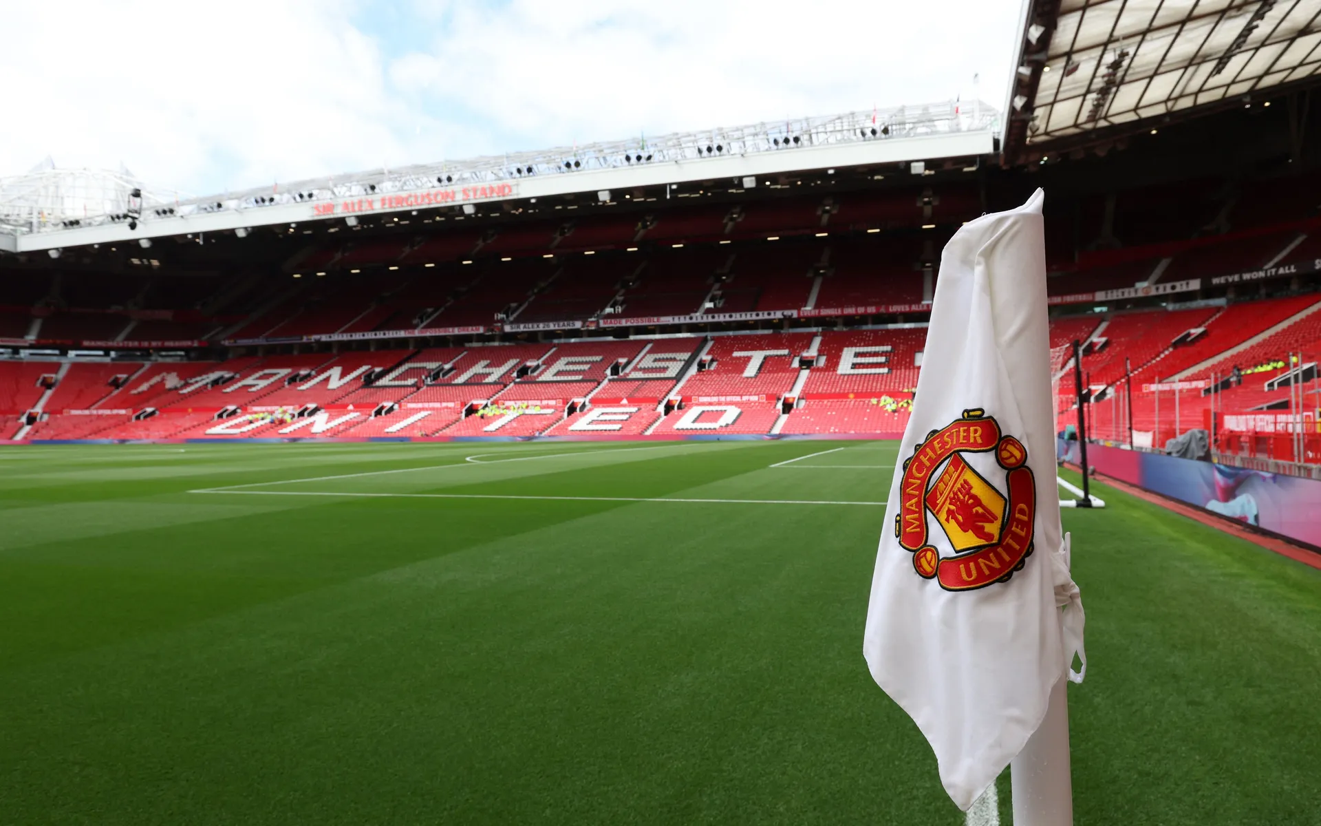 Otkrivene su karte za veliki derbi Manchestera, evo šta su treneri odlučili