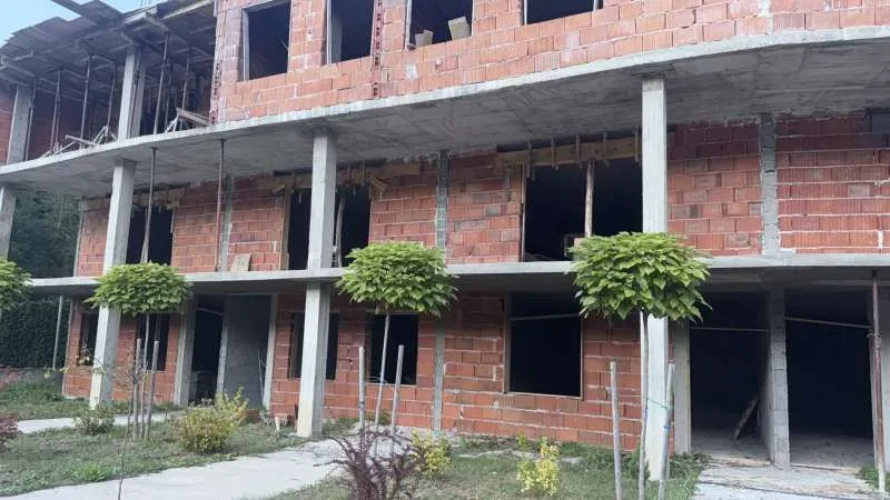 Srebreničanin uz Perućac gradi turističku oazu, planira deset apartmana